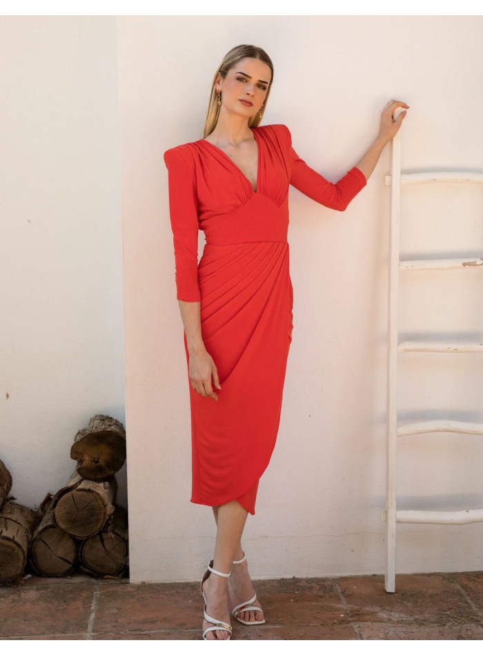 Vestido midi de invitada con manga tres cuartos