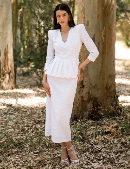 Two-piece white vichy set with marked shoulder pads