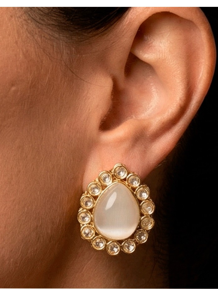 Mother-of-pearl stone with zirconia earrings