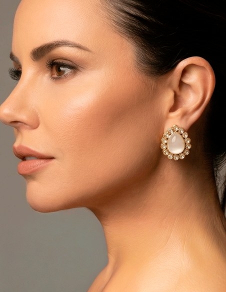 Boucles d'oreilles en nacre et zirconium