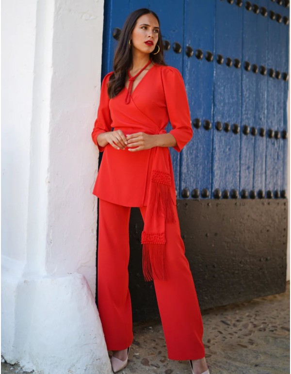 Ensemble deux pièces rouge composé d'un pantalon palazzo... 2