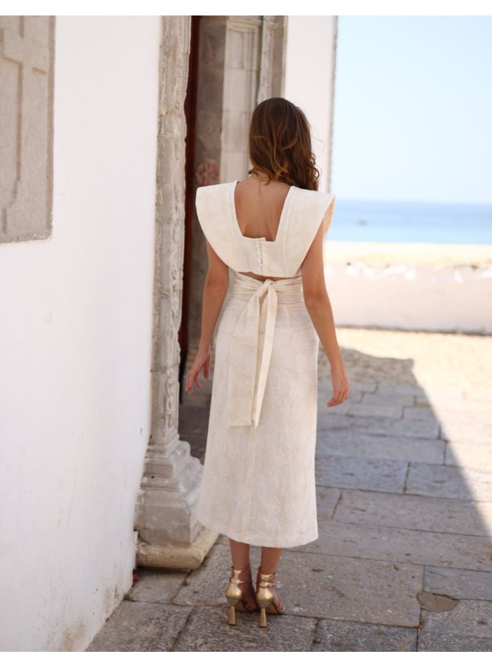 Two-piece set in white for communion moms