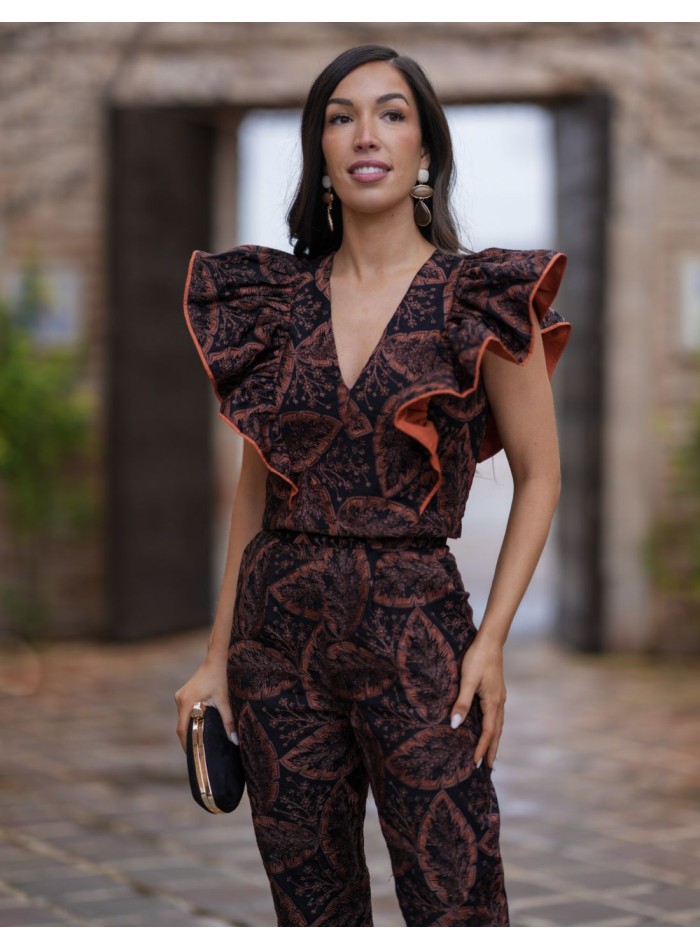 Tenue d'invité avec haut à volants et pantalon...