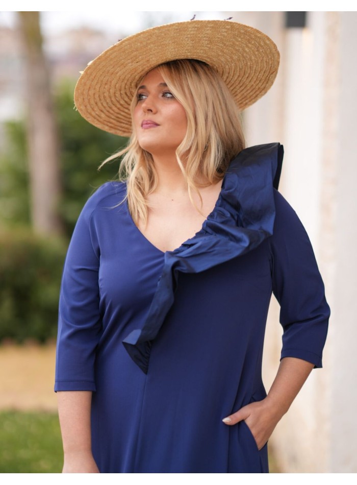 Robe d'invité midi en crêpe bleu marine à volants