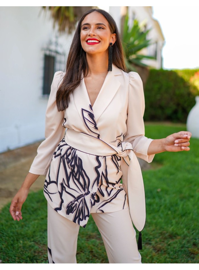 Ivory two-piece set with side lacing