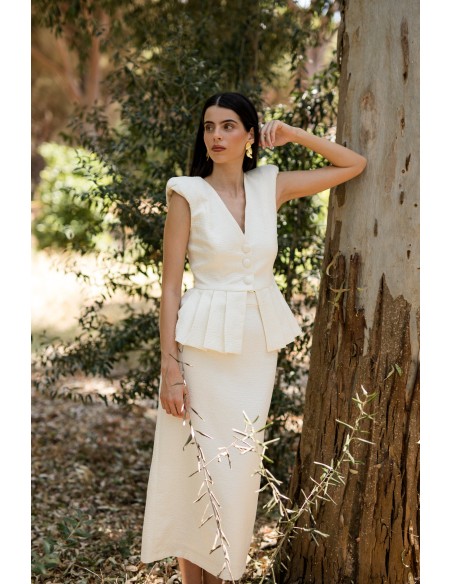 Conjunto para mamá de comunión con top con peplum y falda midi