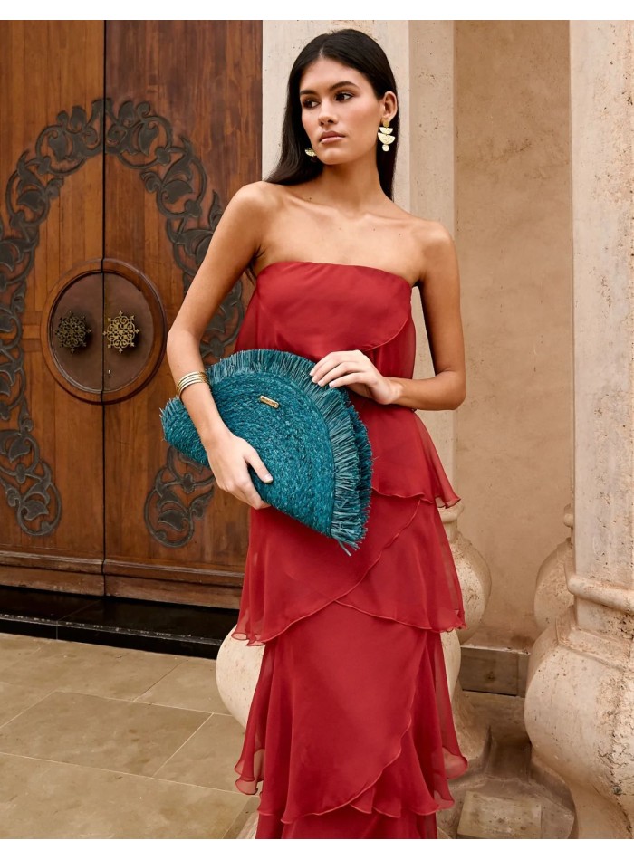 Robe longue sans bretelles avec couches de...