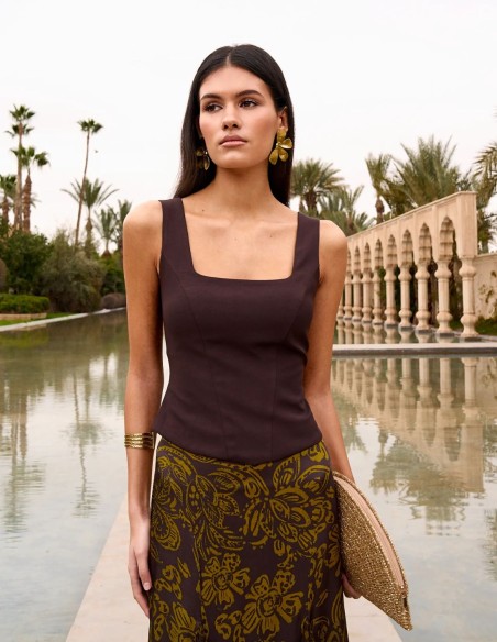 Brown crepe top with square neckline and corseted back