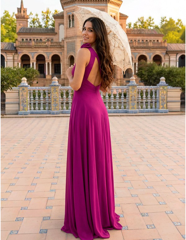 Robe de fête longue avec encolure asymétrique et dos croisé