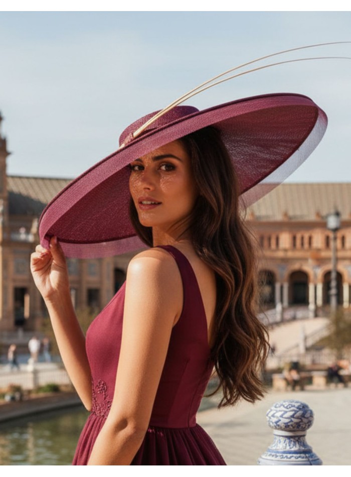 Pamela granate con detalle de crin y raquis...