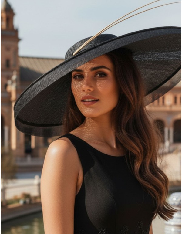 Pamela with mane and rachis details