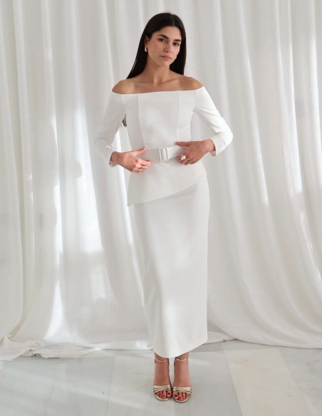 Ensemble deux pièces avec top à encolure bardot et jupe midi pistache