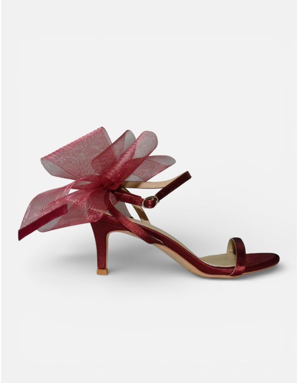 Satin low heel sandal set with bow clip