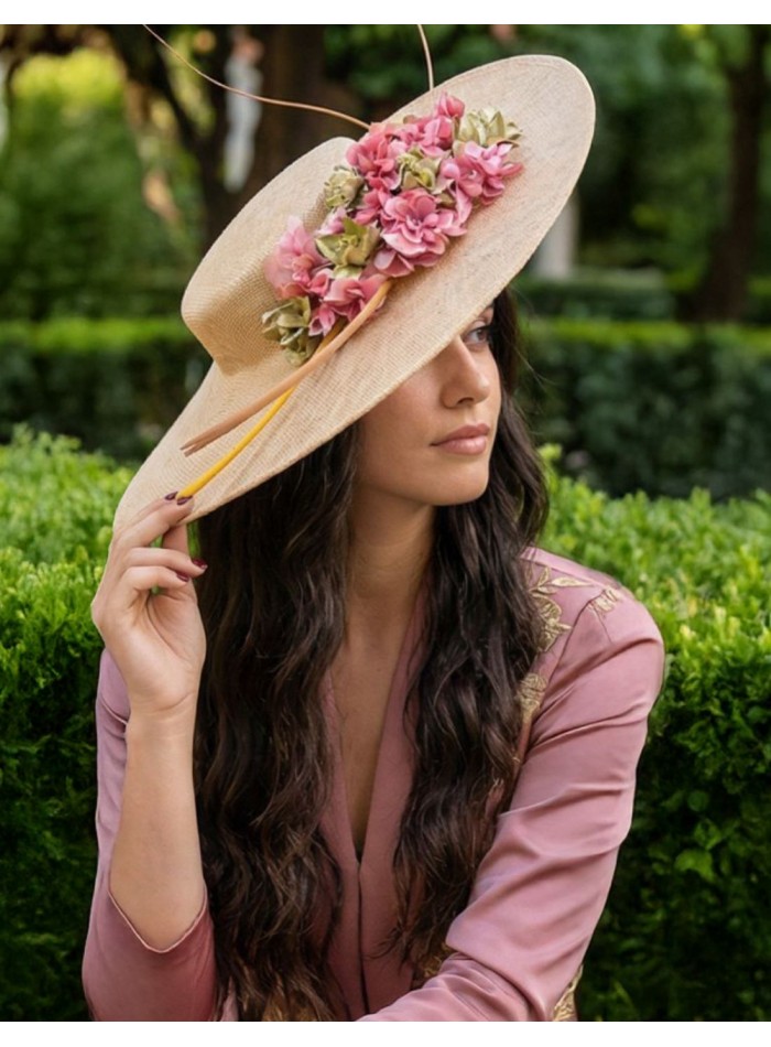 Pink and green raffia pamela for guest with...