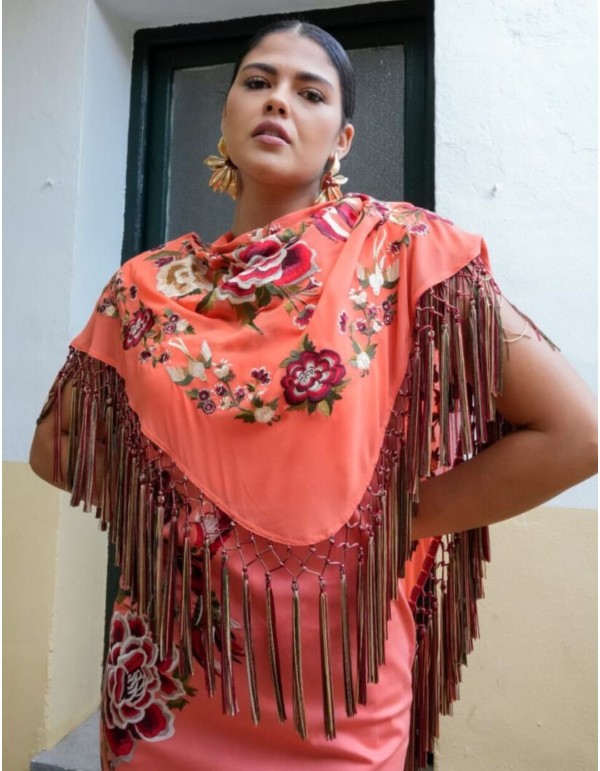 Small shawl in coral color embroidered with bangs