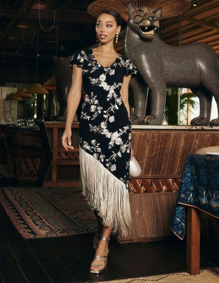 Robe midi asymétrique noire avec broderie beige et franges de fils