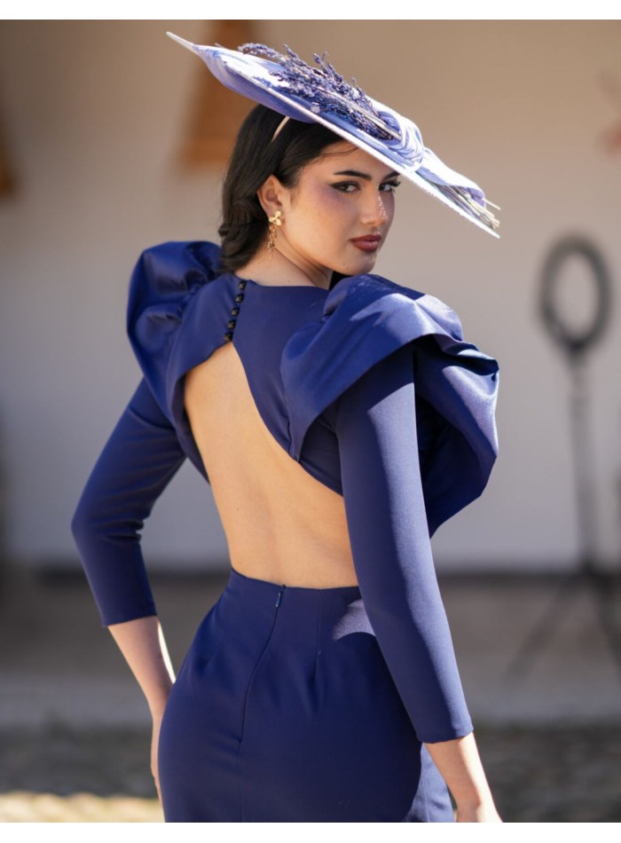 Midi dress in navy blue with ruffles on the...