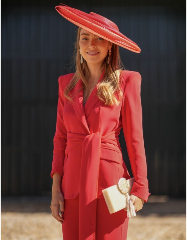 Conjunto de dos piezas en color rojo intenso... 2