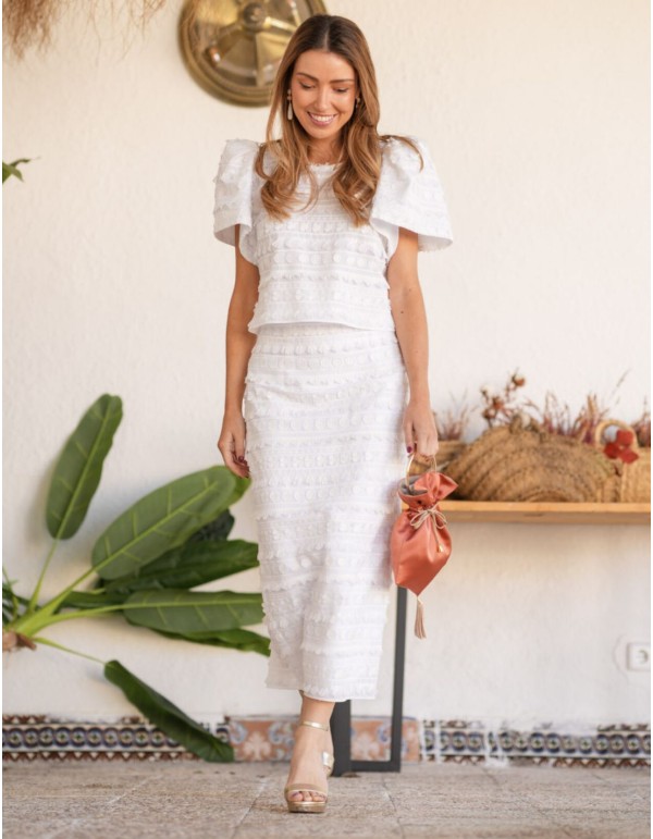 Two-piece white brocade fabric set with puffed sleeve... 2