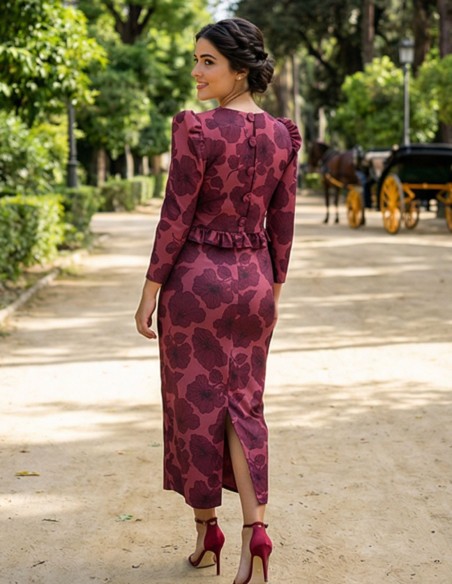 Two-piece set with floral print in burgundy color