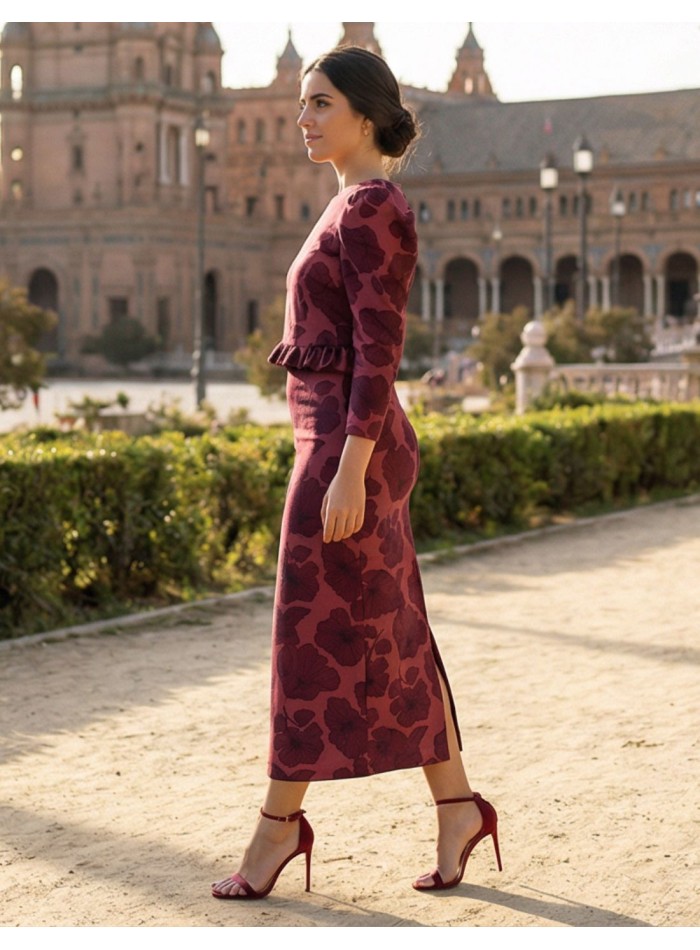 Two-piece set with floral print in burgundy color