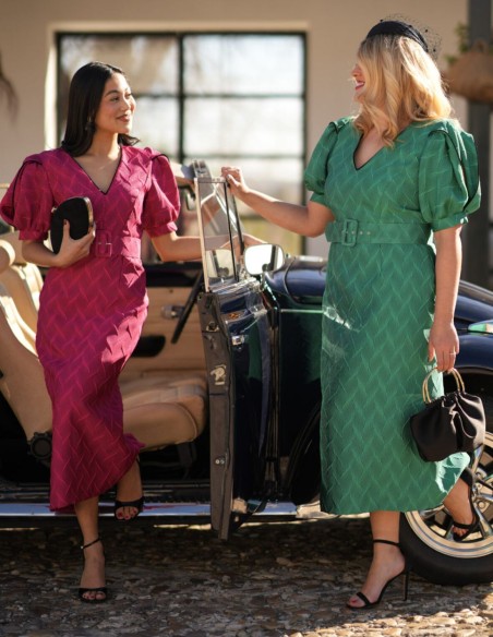 Vestido de invitada midi verde y fucsia