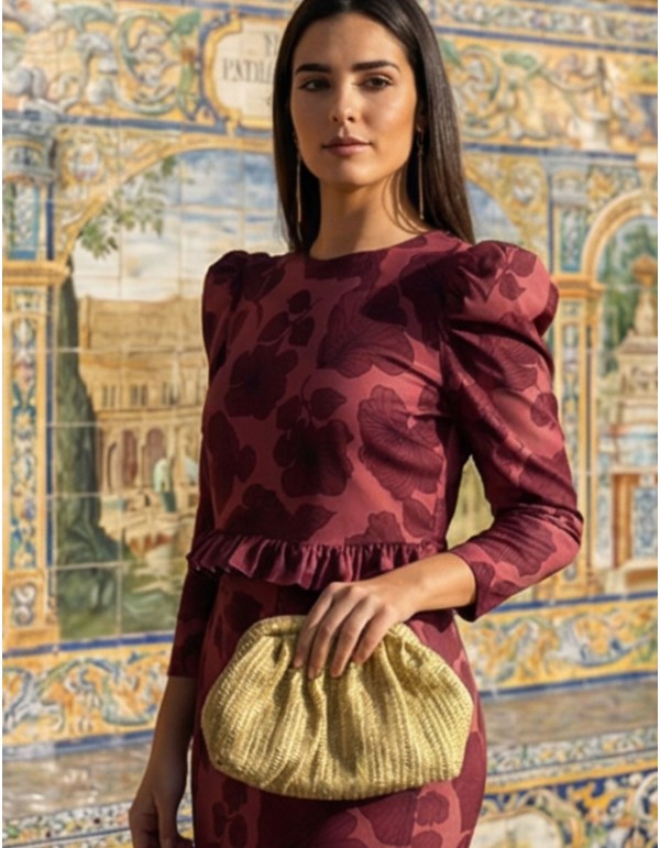 Bolso de rafia dorado con cadena larga 2