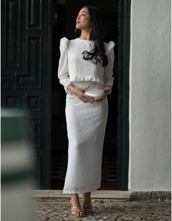 Two-piece white brocade chiffon top and skirt set