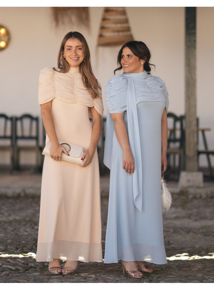 Robe midi évasée en mousseline avec encolure...