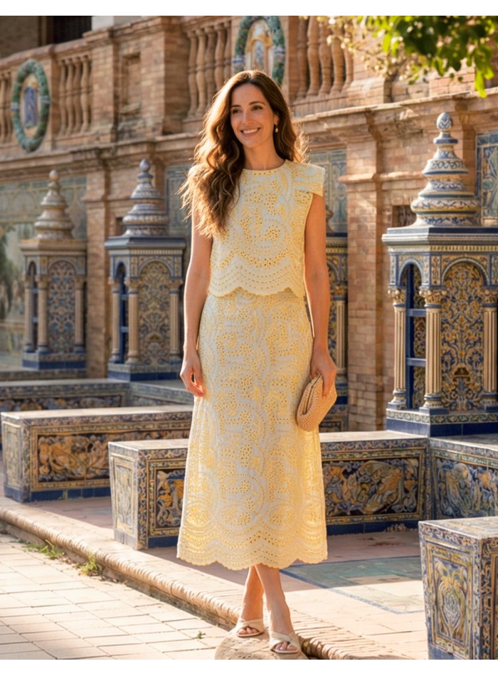 Yellow die-cut set of structured top with...