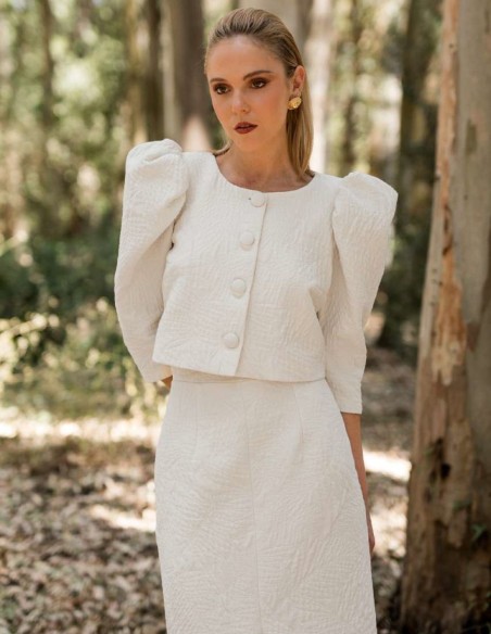 Ensemble deux pièces composé d'une jupe et d'une veste en tweed écru