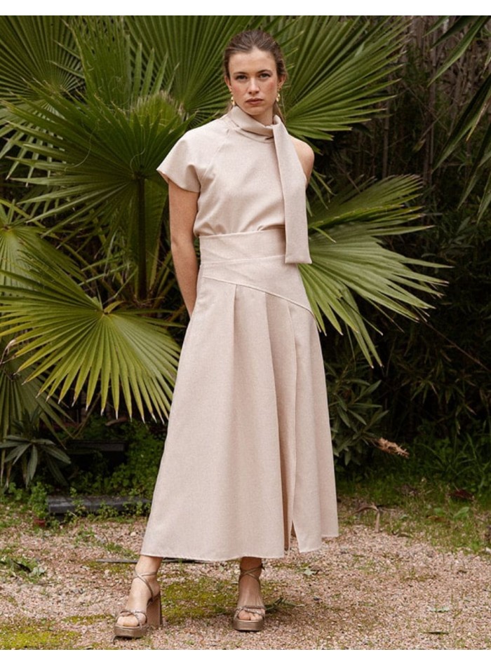 Jupe midi beige avec des planches beiges pour...