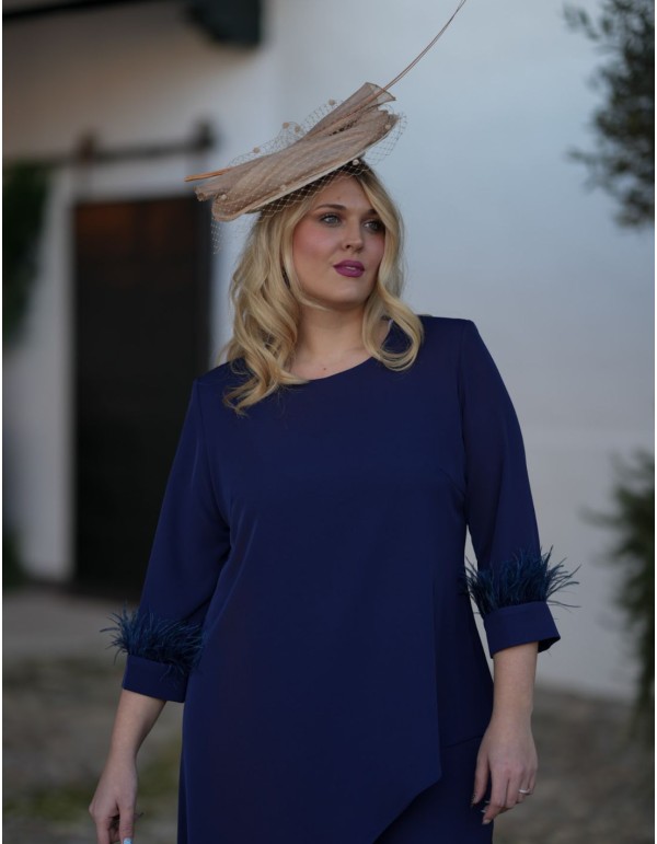 Tenue d'invité avec blouse et pantalon coupe droite 2