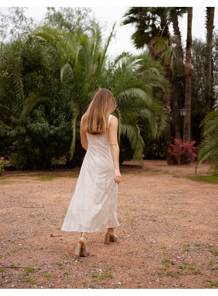 Strapless midi dress made of lace with crepe...