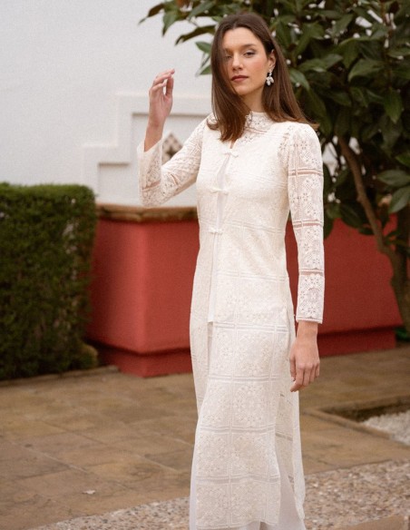 Kimono en dentelle écru d'inspiration orientale