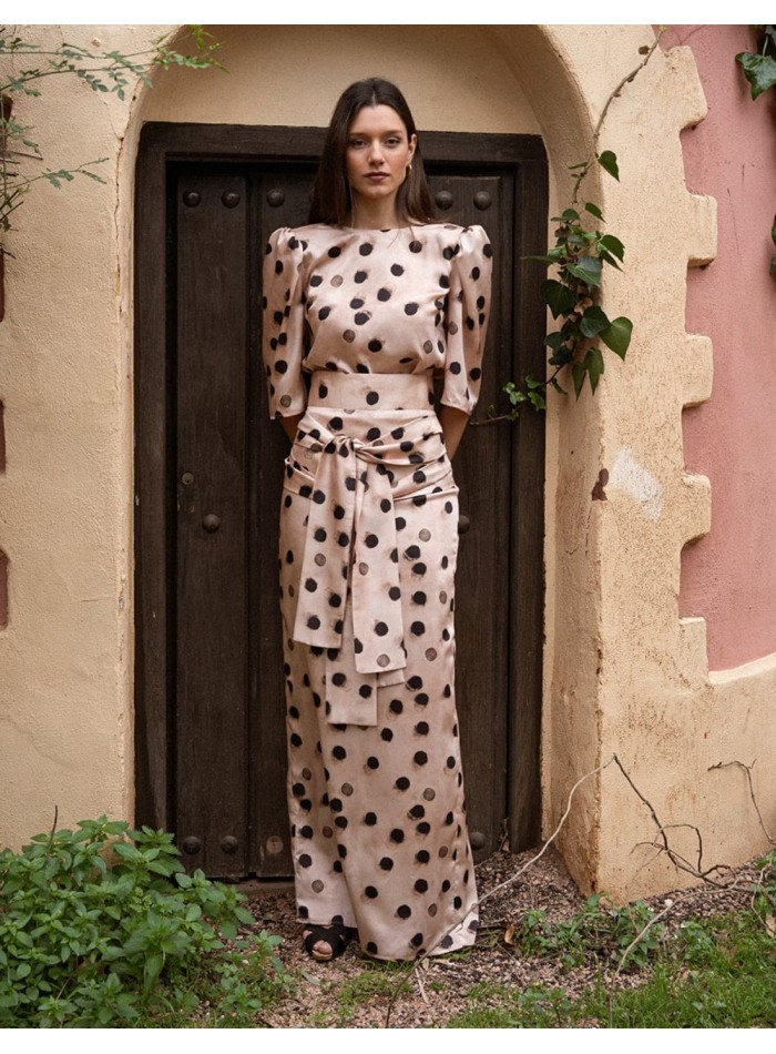 Falda larga con doble lazada frontal y...