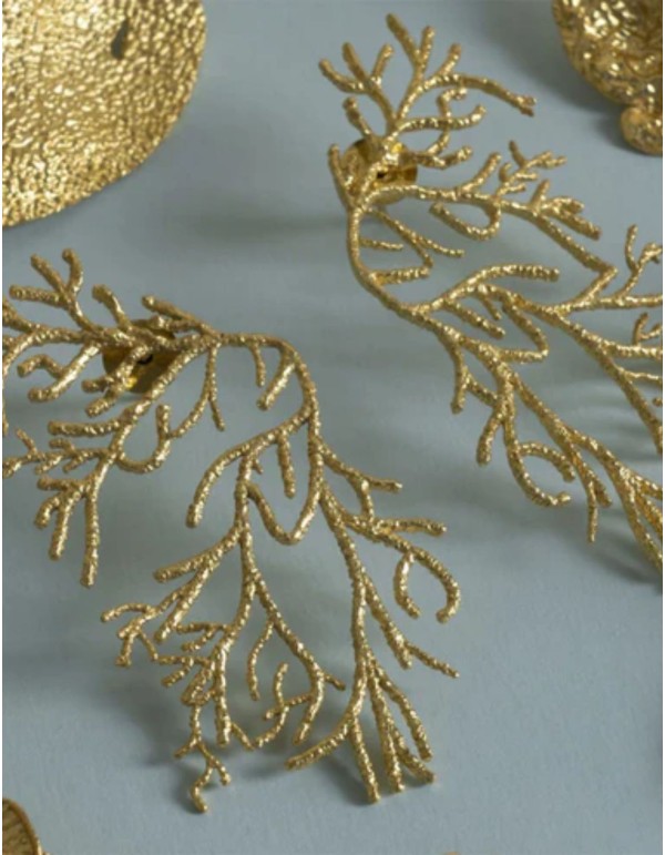 Elegant earrings with gold plated coral shape 2