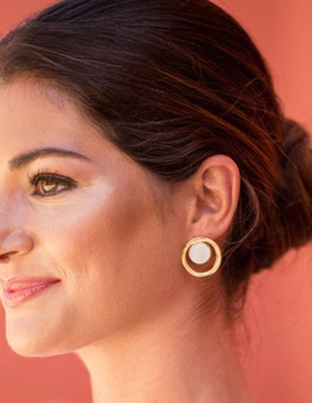 Boucles d'oreilles de circonférence avec pierre intérieure en nacre