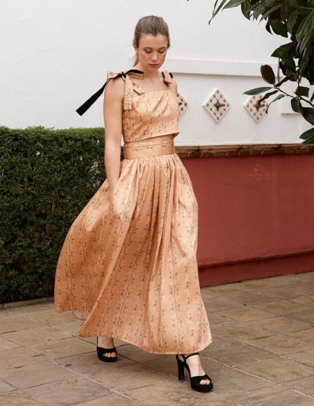 Top corto de tirantes con lazada y estampado