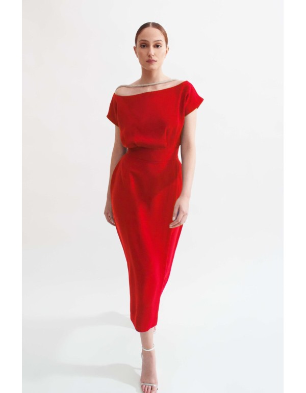 Vestido midi rojo con escote bardot asimétrico y strass