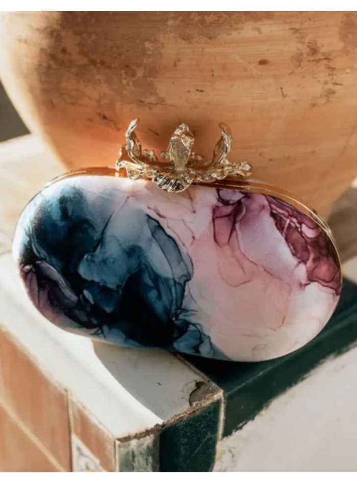 Sac à main avec imprimé et fermoir doré