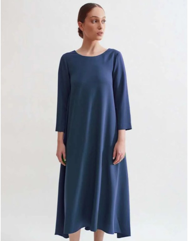 Robe midi en crêpe bleu marine avec dos en V 2
