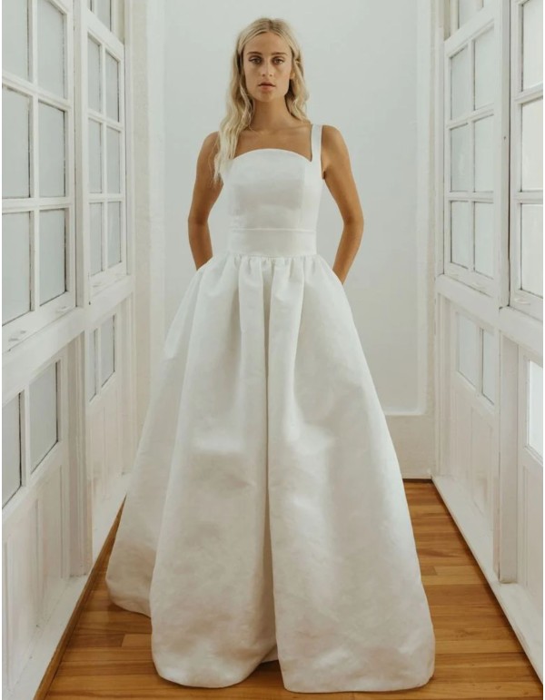 Conjunto de novia de tres piezas en blanco roto