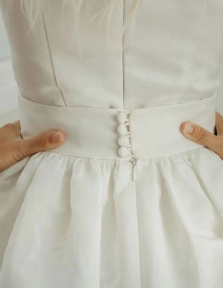 Conjunto de novia de tres piezas en blanco roto