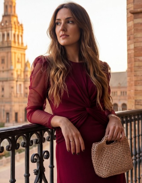 Bolso de crochet para invitada hecho a mano