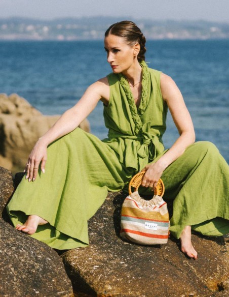 Bolso con asas de ratán