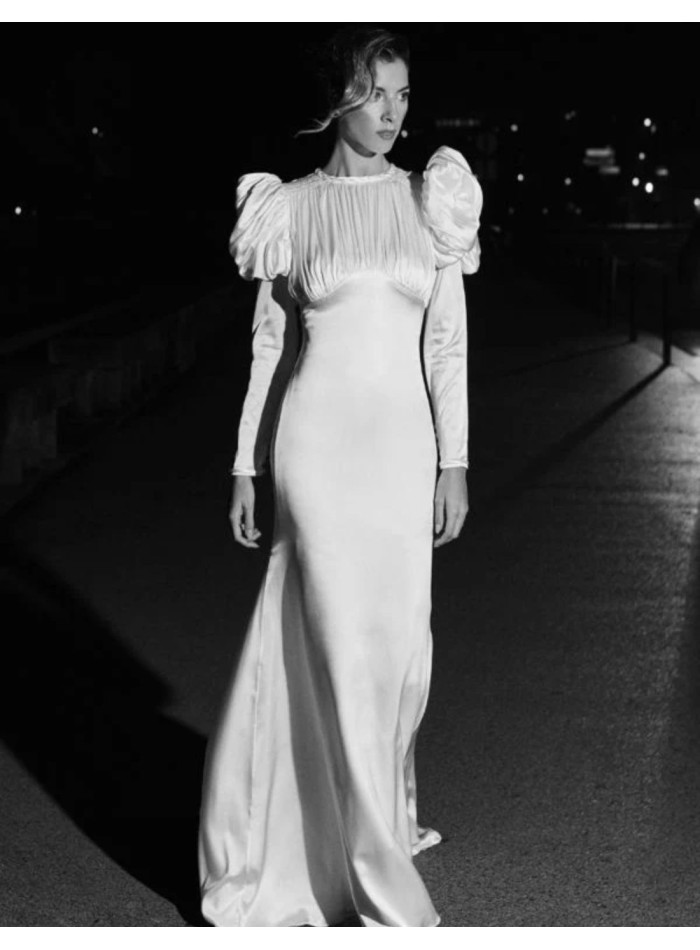 Vestido de novia en color blanco y largo