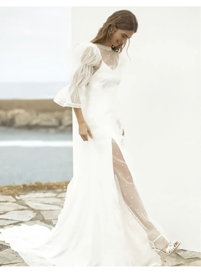 Robe de mariée lingerie avec surplis en plumeti...