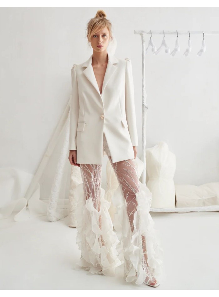 Tenue de mariée avec pantalon en strass et...