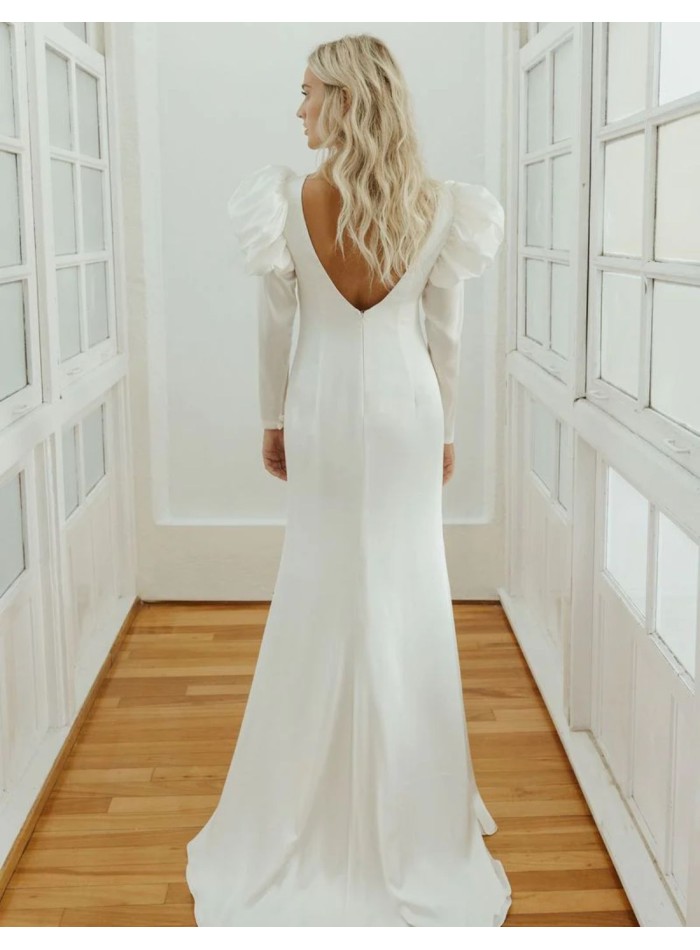 Robe de mariée style années 30 avec décolleté...